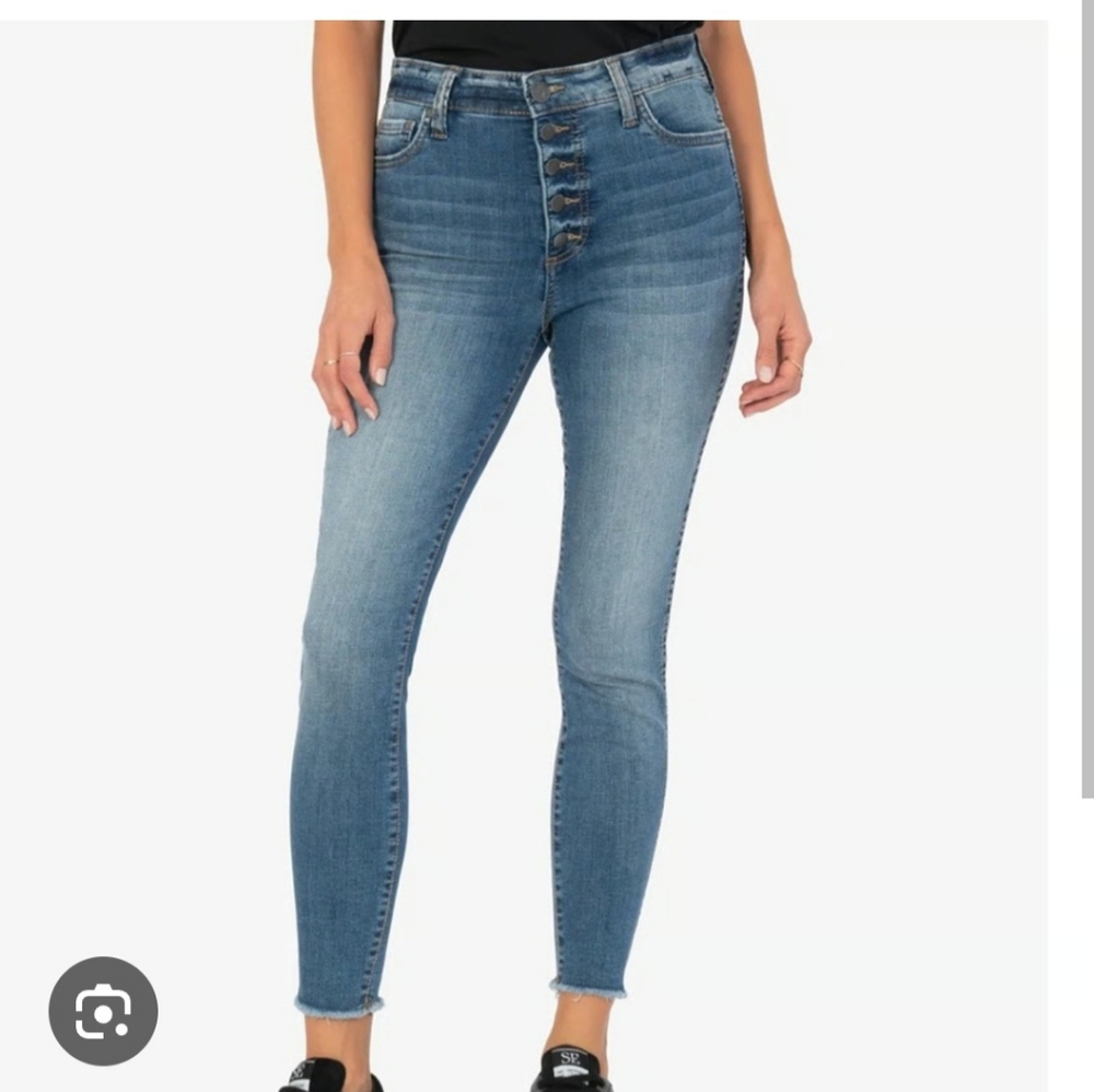 KUT  SIZE 14 High Rise Blue Jeans with Tapered Fit